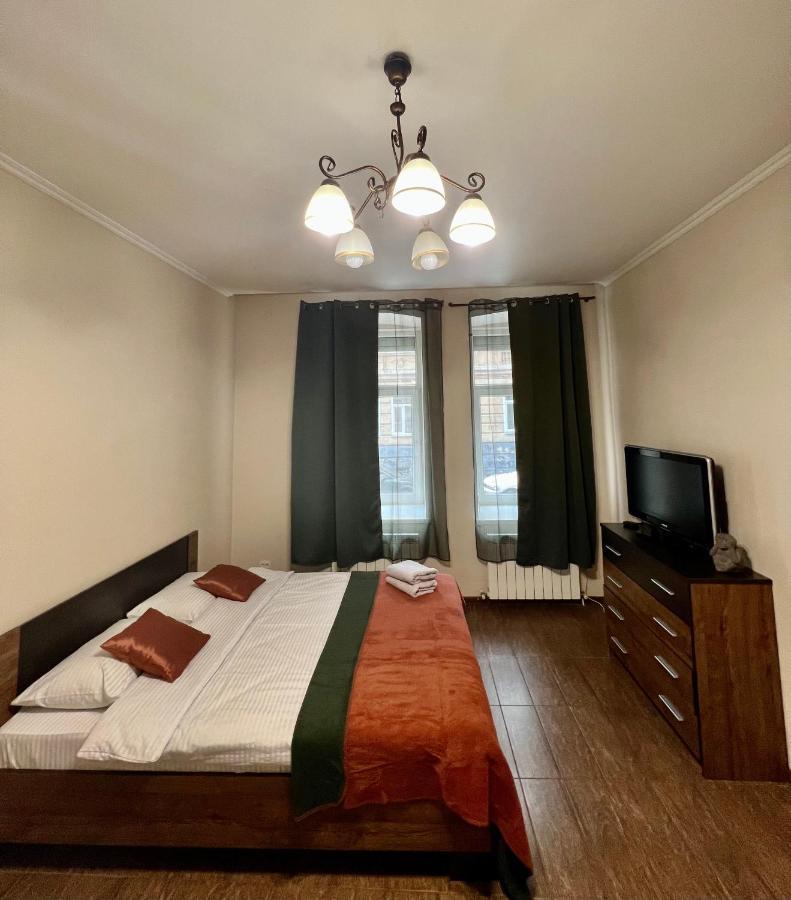 Old City Apartment With Parking Lviv Dış mekan fotoğraf